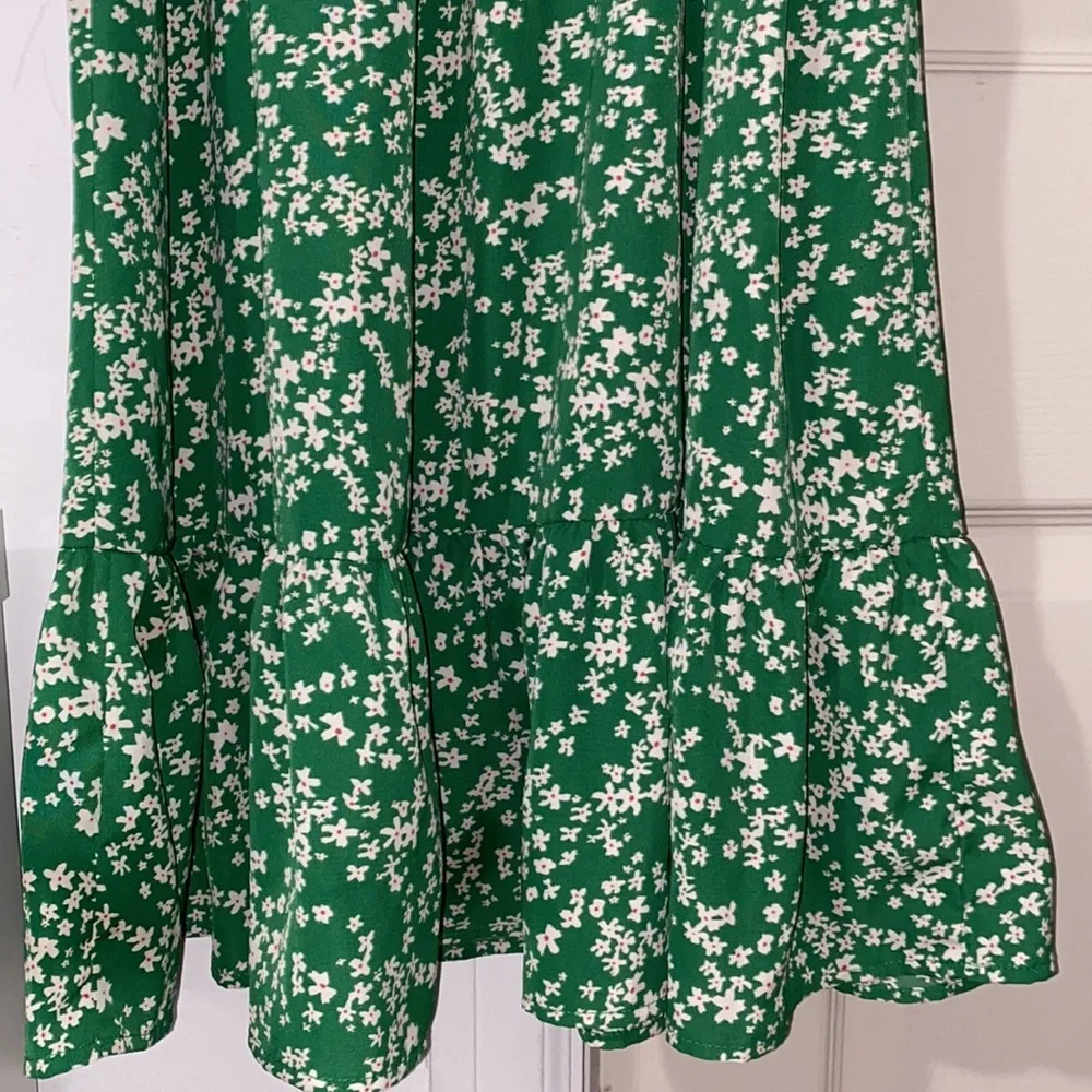 NWOT Shein Green Floral Dress - Picture 6 of 10